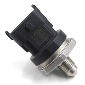 Capteur pression carburant pour Ford 0261545039