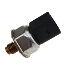 Capteur pression carburant 55PP22-01 Mercedes A6510700495
